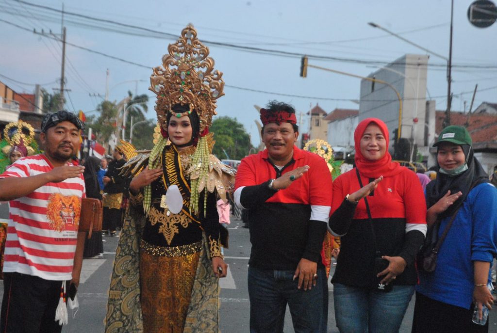 PAWAI BUDAYA HUT RI 77 SMAMSA “BABAD PRABU KLONO SEWANDONO”